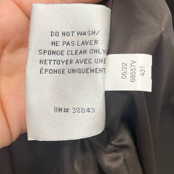 Via Spiga Chocolate Brown Vegan Leather Trench Coat Size Medium Belted Classic - Picture 16 of 16